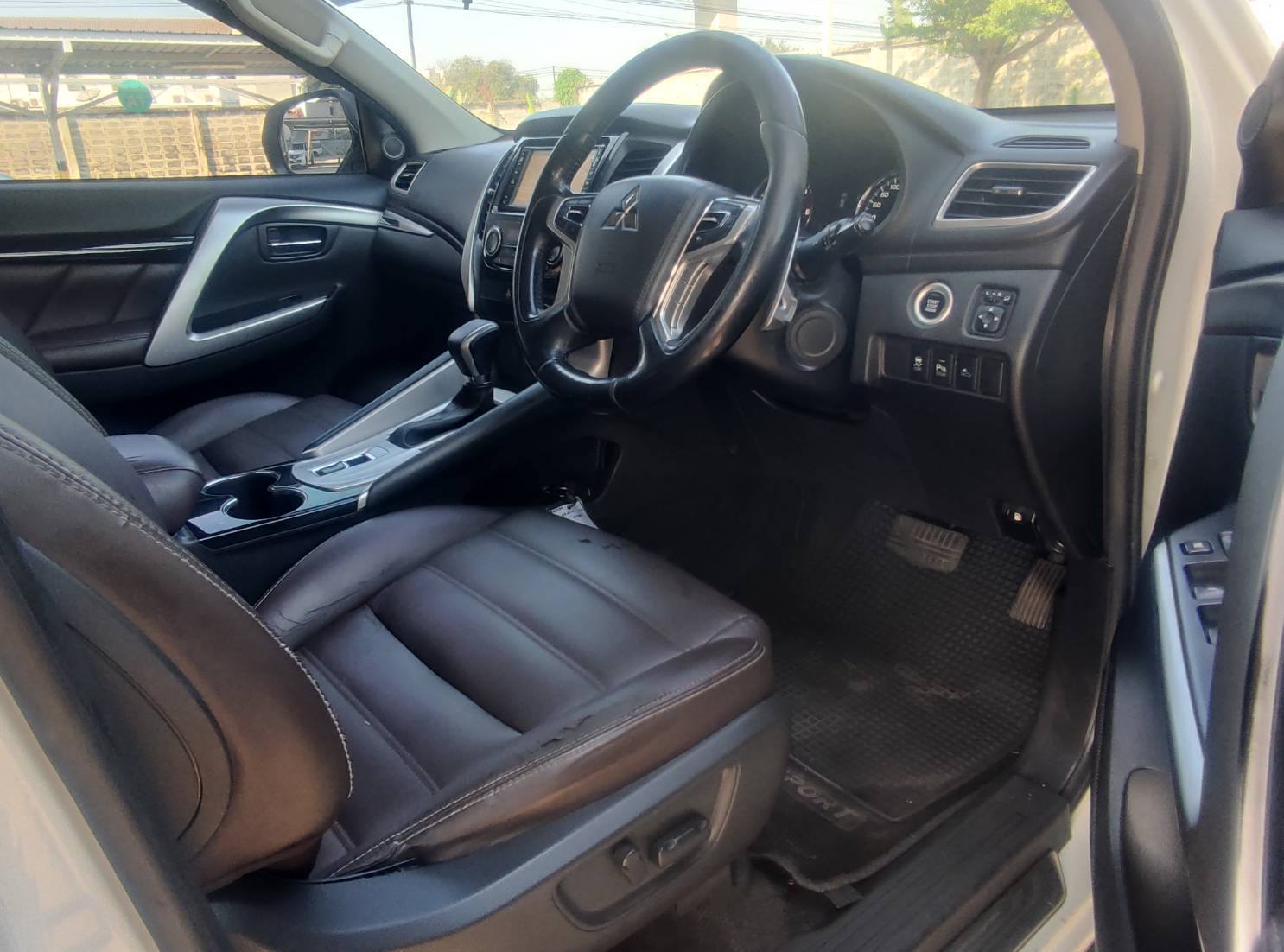 Mitsubishi Pajero Sport 2.4 GT AT 2019 - Image 14