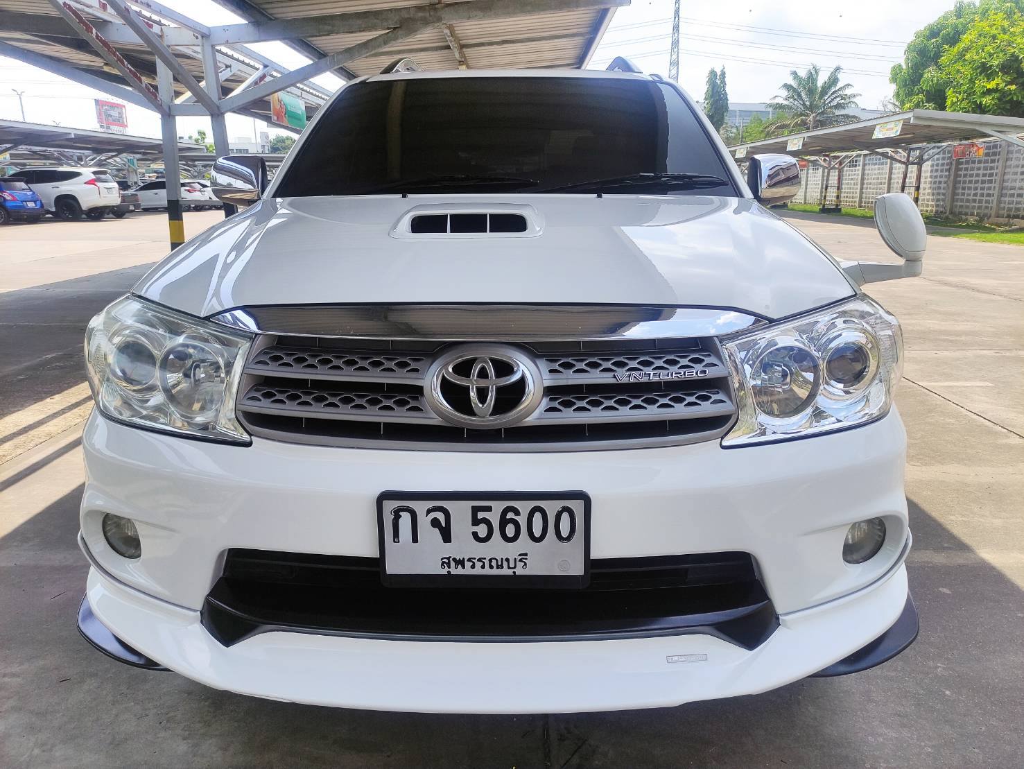 Toyota Fortuner 3.0 TRD Sportivo III AT 2011 - Image 16
