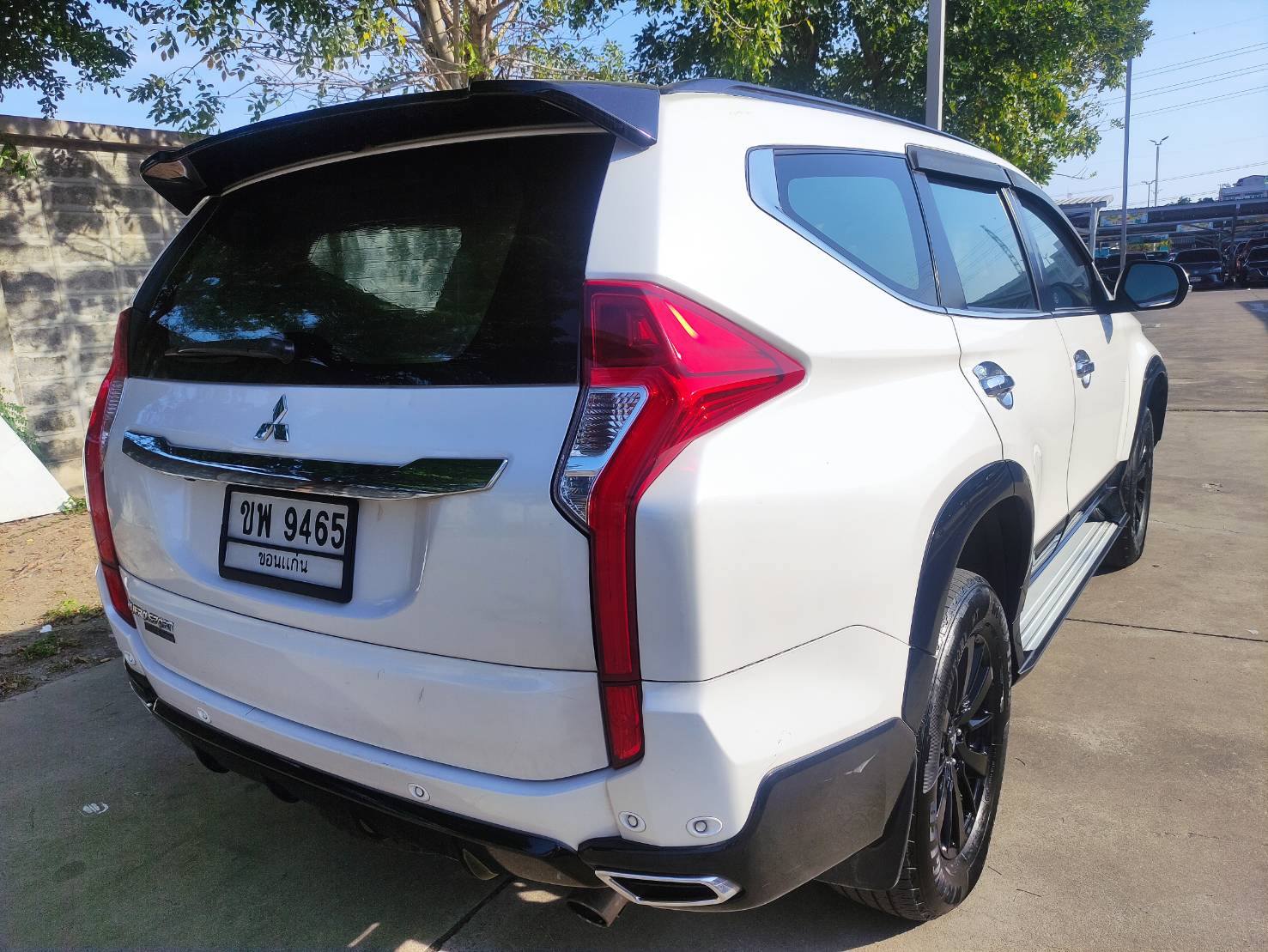 Mitsubishi Pajero Sport 2.4 GT AT 2019 - Image 5