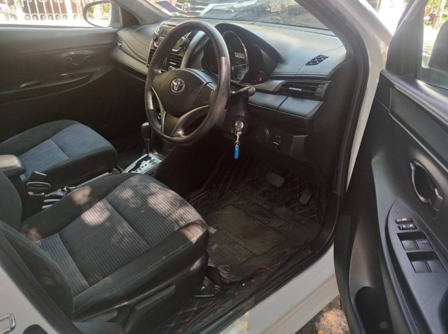 Toyota Vios 1.5E Sedan AT 2014 - Image 9