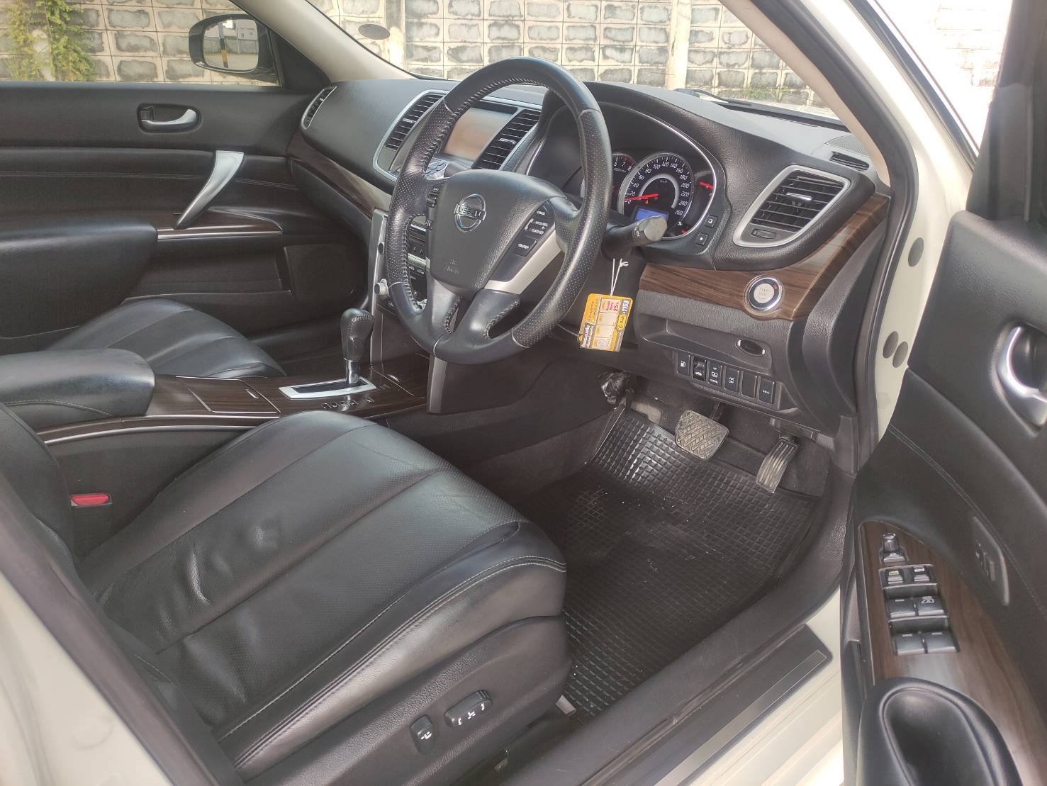 Nissan Teana 2.5 250XV Sport Seadan AT 2012 - Image 14