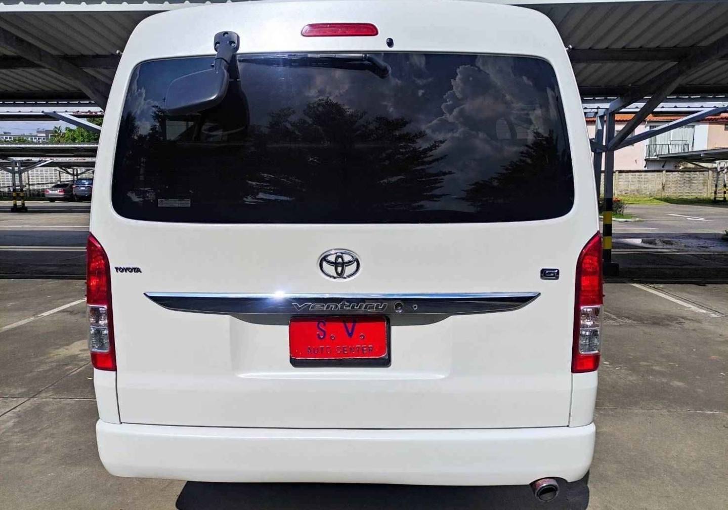 Toyota Ventury 2.7G Van AT 2018 - Image 8